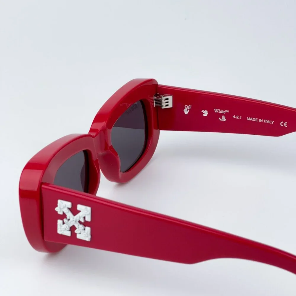 Off-White CARRARA 507 BRAND NEW Sunglasses Red Dark Grey Unisex Rectangular